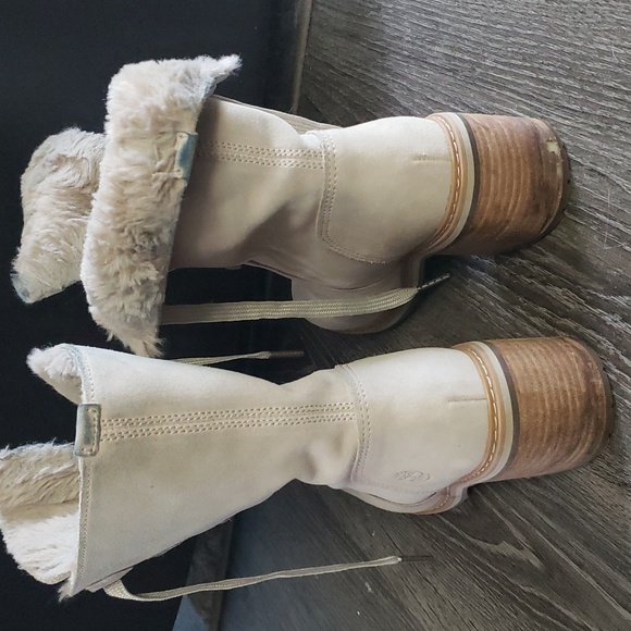 Timberland Sienna High Waterproof Boots in Light Taupe Suede  Sz 8.5 - Picture 5 of 16